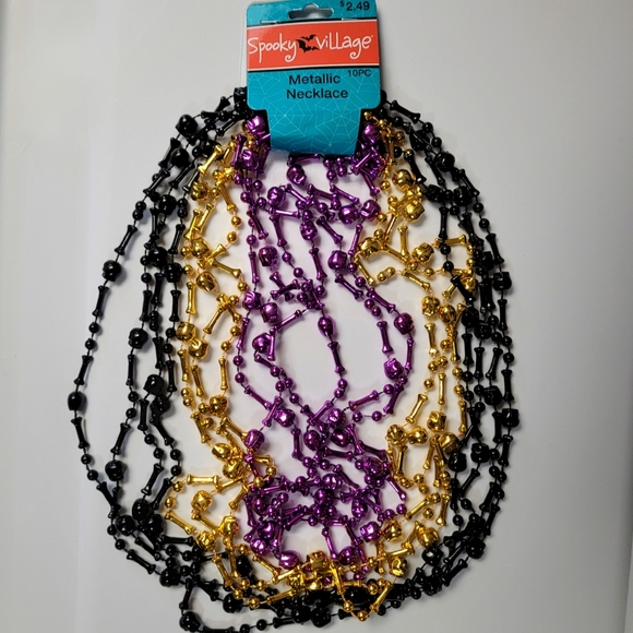 Mardi Gras Beads (6) 10-Packs Skulls & Bones - Picture 2 of 4